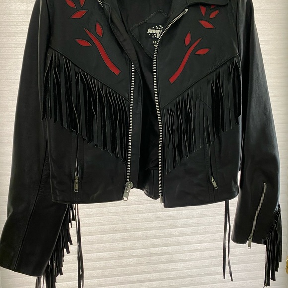Black and Red Woman Leather Jacket - Picture 10 of 10